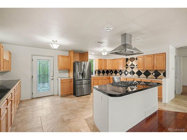 7347 S Spruce St, Centennial, CO 80112