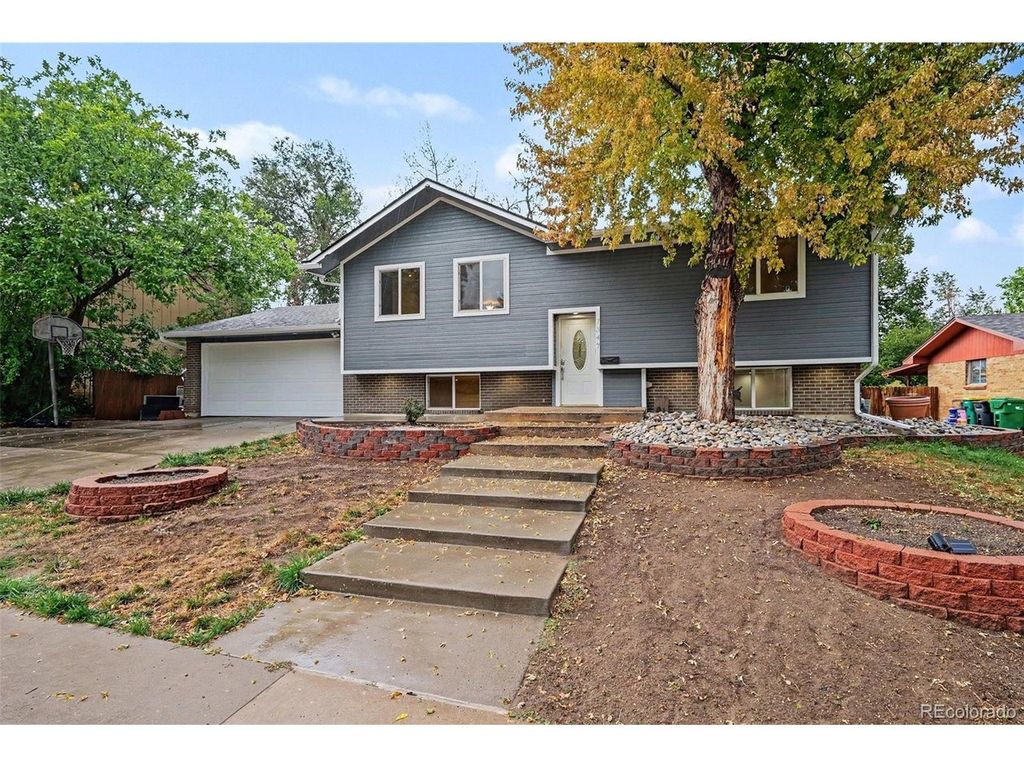 7347 S Spruce St, Centennial, CO 80112