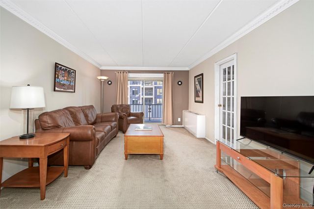 470 Halstead 2T, Harrison, NY 10528