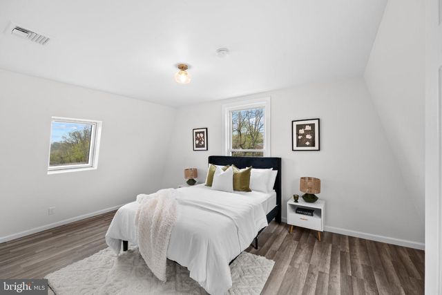 255 S 6TH AVE, Highland Park, NJ 08904