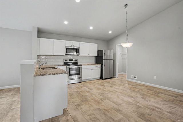 50784 Maple Isle Drive, Elkhart, IN 46514