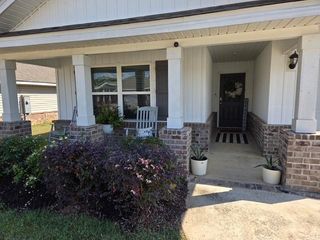 6147 Stream Bank Drive, Theodore, AL 36582