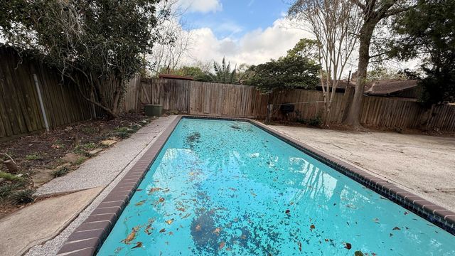 9219 Tooley Drive, Houston, TX 77031