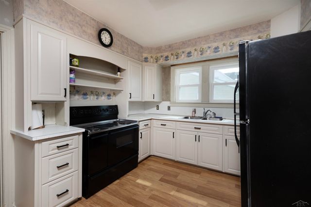 400 S Johnson Street, Bay City, MI 48708