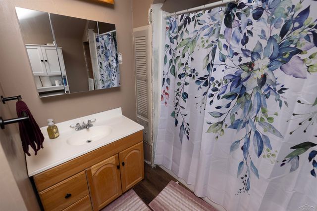 400 S Johnson Street, Bay City, MI 48708