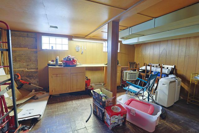 400 S Johnson Street, Bay City, MI 48708