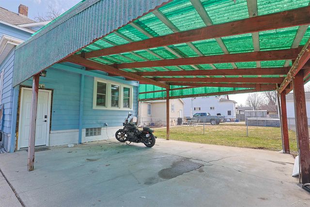 400 S Johnson Street, Bay City, MI 48708