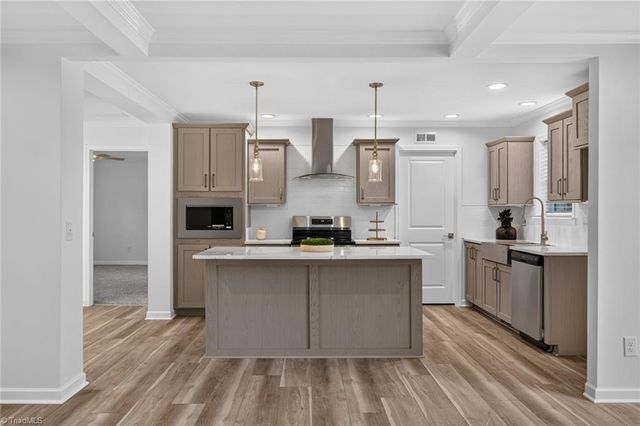 2274 Darwick Road, Winston-salem, NC 27127