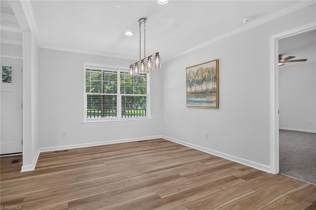2274 Darwick Road, Winston-salem, NC 27127