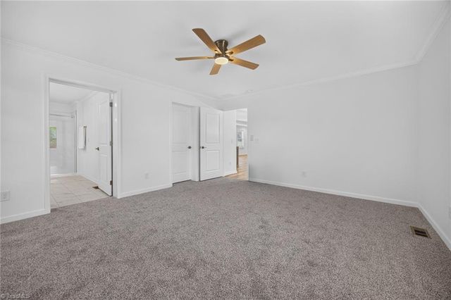 2274 Darwick Road, Winston-salem, NC 27127