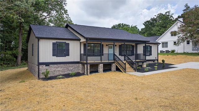 2274 Darwick Road, Winston-salem, NC 27127
