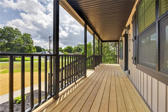 2274 Darwick Road, Winston-salem, NC 27127