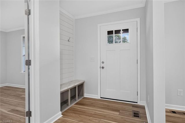 2274 Darwick Road, Winston-salem, NC 27127