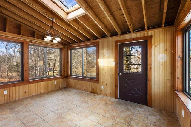 1094 County Road, Cataumet, MA 02534