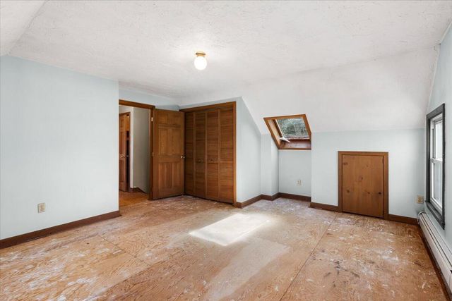 1094 County Road, Cataumet, MA 02534