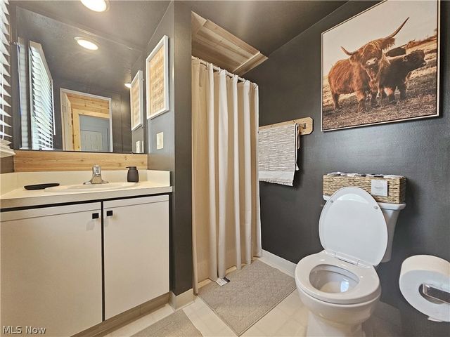 3866 Kirtland Road, Willoughby, OH 44094