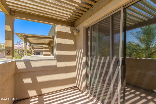815 E ROSE Lane 127, Phoenix, AZ 85014