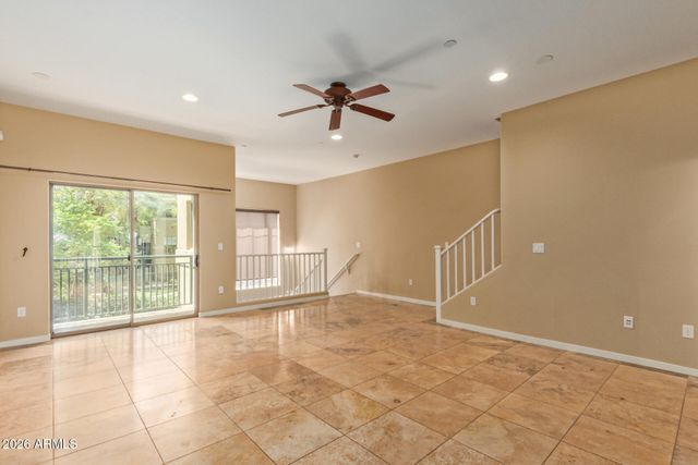 815 E ROSE Lane 127, Phoenix, AZ 85014