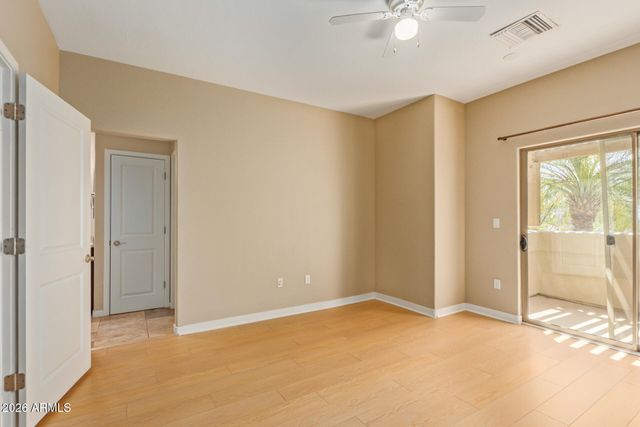 815 E ROSE Lane 127, Phoenix, AZ 85014