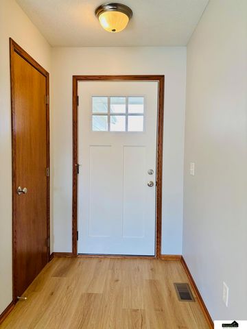 8801 Leighton Avenue, Lincoln, NE 68507