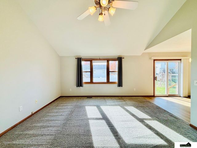 8801 Leighton Avenue, Lincoln, NE 68507