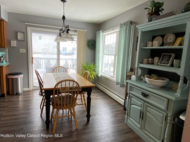 31 Mahikan Drive Drive, Hudson, NY 12534