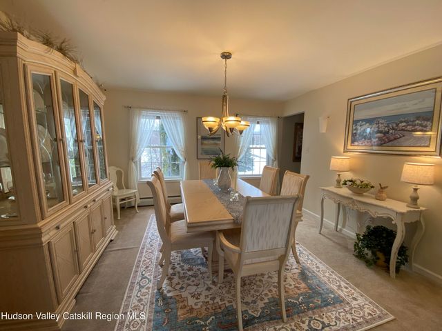 31 Mahikan Drive Drive, Hudson, NY 12534