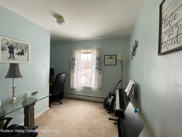 31 Mahikan Drive Drive, Hudson, NY 12534