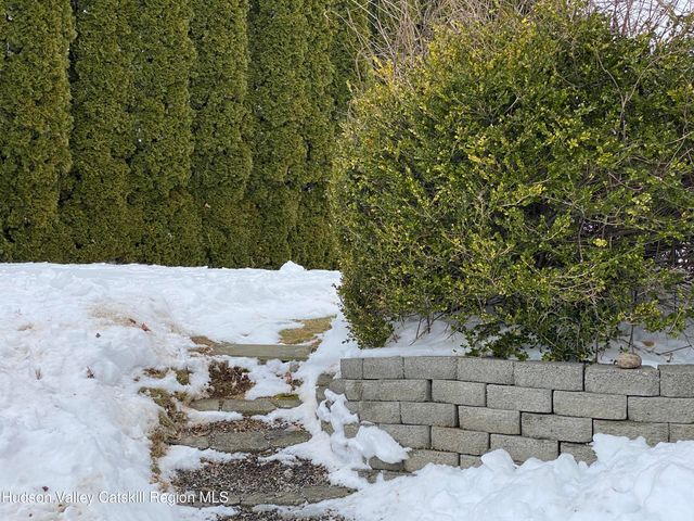 31 Mahikan Drive Drive, Hudson, NY 12534