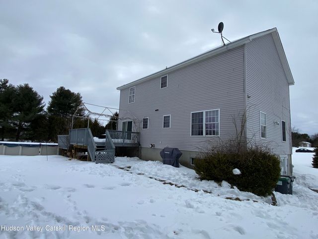 31 Mahikan Drive Drive, Hudson, NY 12534