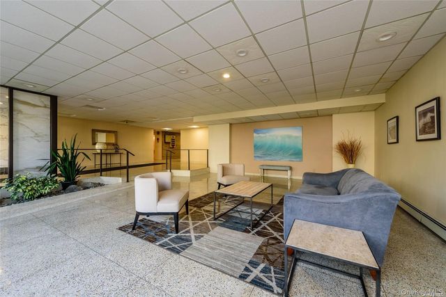 650 Shore Road 1S, Long Beach, NY 11561