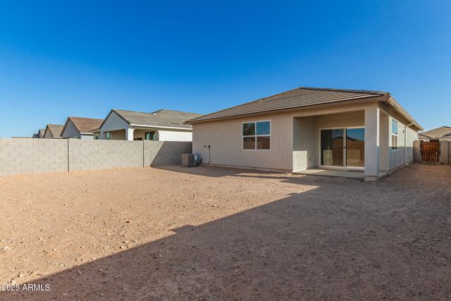 1348 W HESS Avenue, Coolidge, AZ 85128