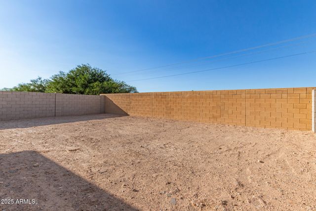 1348 W HESS Avenue, Coolidge, AZ 85128