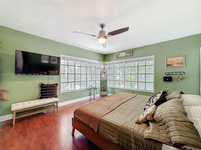 9280 Bay Harbor Ter 25, Bay Harbor Islands, FL 33154