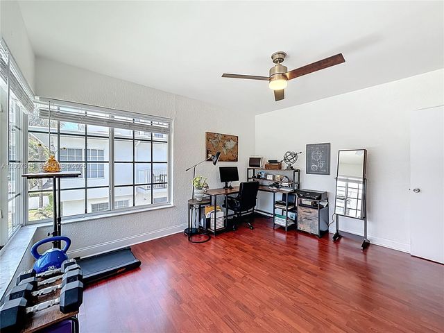 9280 Bay Harbor Ter 25, Bay Harbor Islands, FL 33154