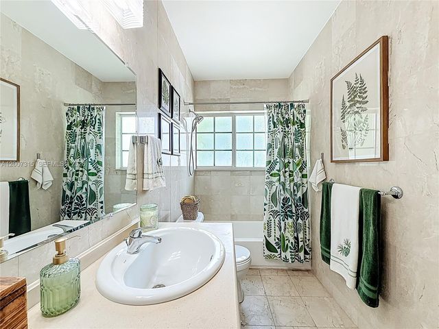 9280 Bay Harbor Ter 25, Bay Harbor Islands, FL 33154