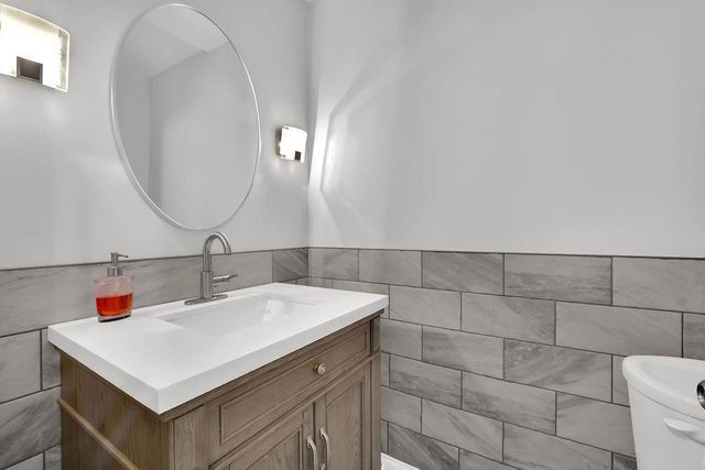 6520 Roswell Road 62, Sandy Springs, GA 30328