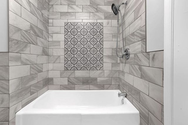 6520 Roswell Road 62, Sandy Springs, GA 30328