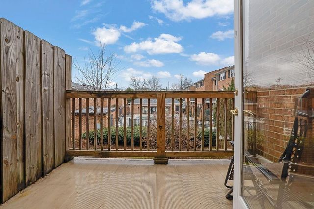 6520 Roswell Road 62, Sandy Springs, GA 30328