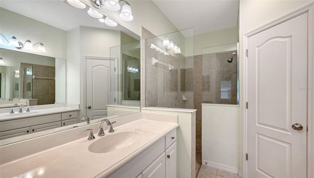 4894 MAYMONT PARK CIRCLE, Bradenton, FL 34203