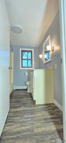 40 Beech Road, Enfield, CT 06082