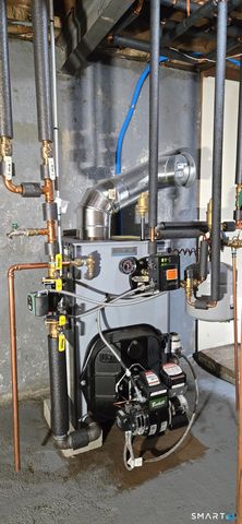 40 Beech Road, Enfield, CT 06082