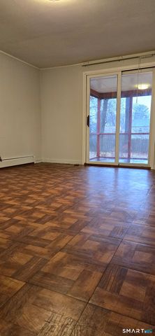 40 Beech Road, Enfield, CT 06082