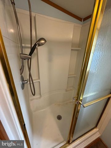 3 HILLTOP AVE, Akron, PA 17501