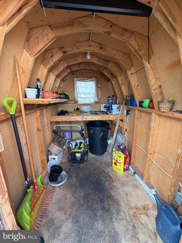 3 HILLTOP AVE, Akron, PA 17501