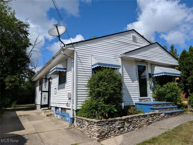 17005 Lipton Avenue, Cleveland, OH 44128