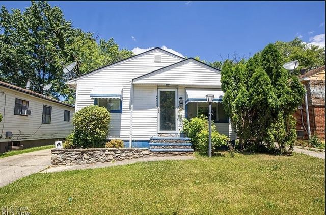 17005 Lipton Avenue, Cleveland, OH 44128