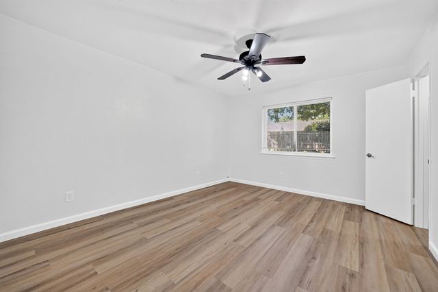 2127 Versailles Drive, Carrollton, TX 75007
