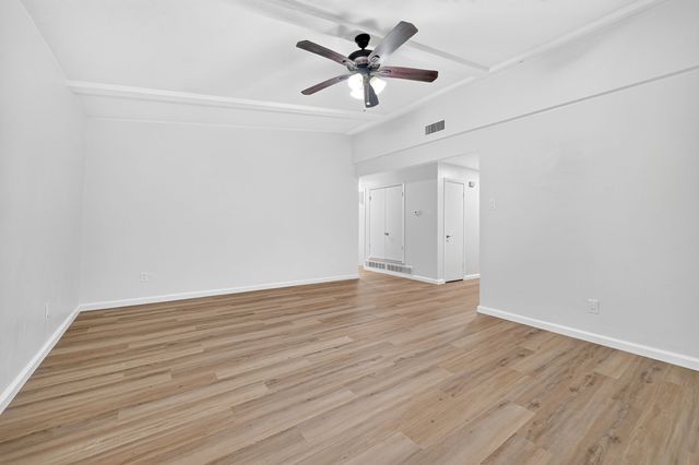 2127 Versailles Drive, Carrollton, TX 75007