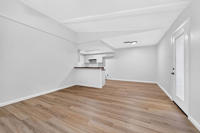 2127 Versailles Drive, Carrollton, TX 75007
